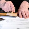 Who Qualifies for a Factoring Company